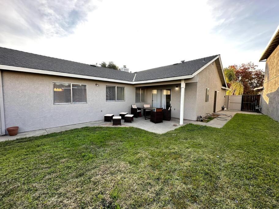 Comfortable House W/ Wi-Fi/Tv - Turlock,Ca Kültér fotó